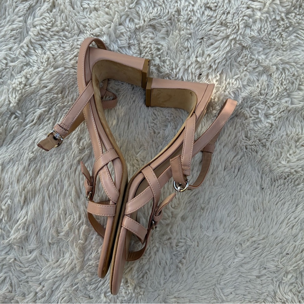 Stuart Weitzman Babette Buckle Sandals in Blushful Color Size 9 - Picture 10 of 12